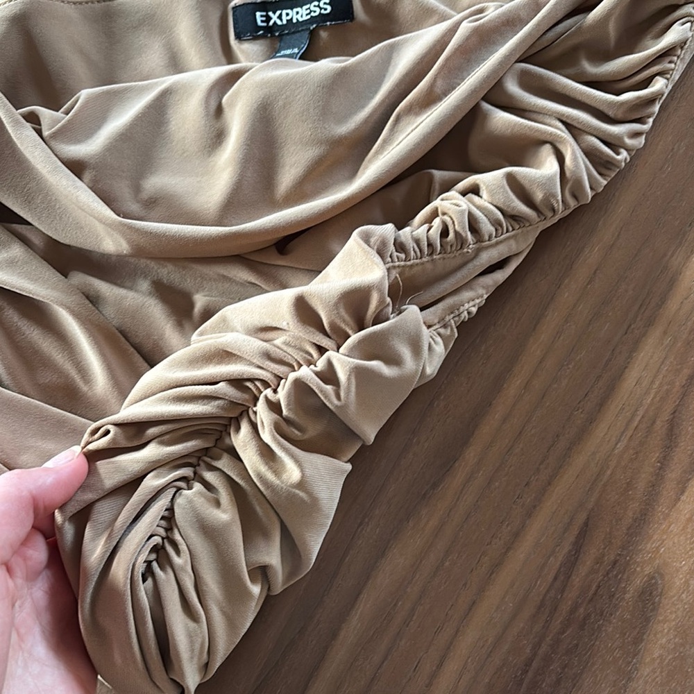 Express Beige Ruched Tube Set - Picture 6 of 6